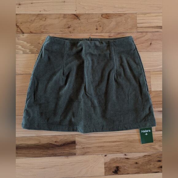 NWT Halara Corduroy Skirt Size Medium - Picture 2 of 7